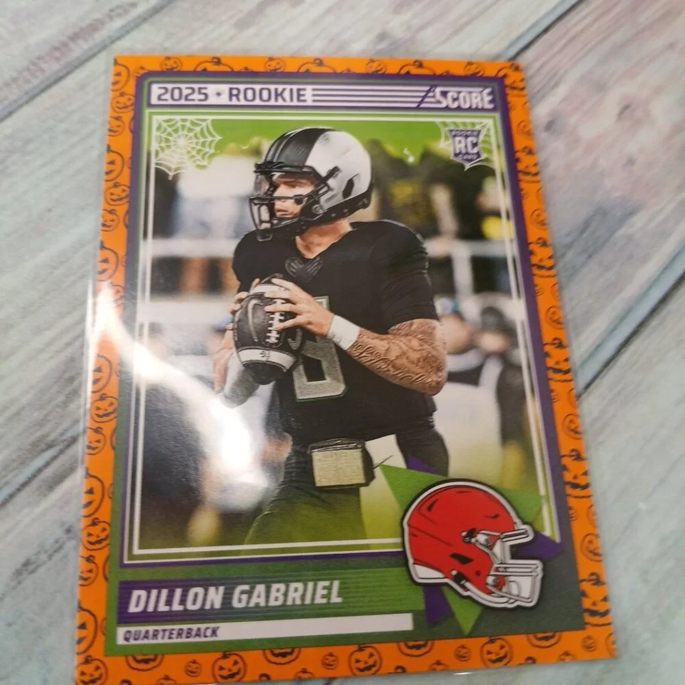Dillon Gabriel Rookie Card NO. 41 - Picture 2 of 4